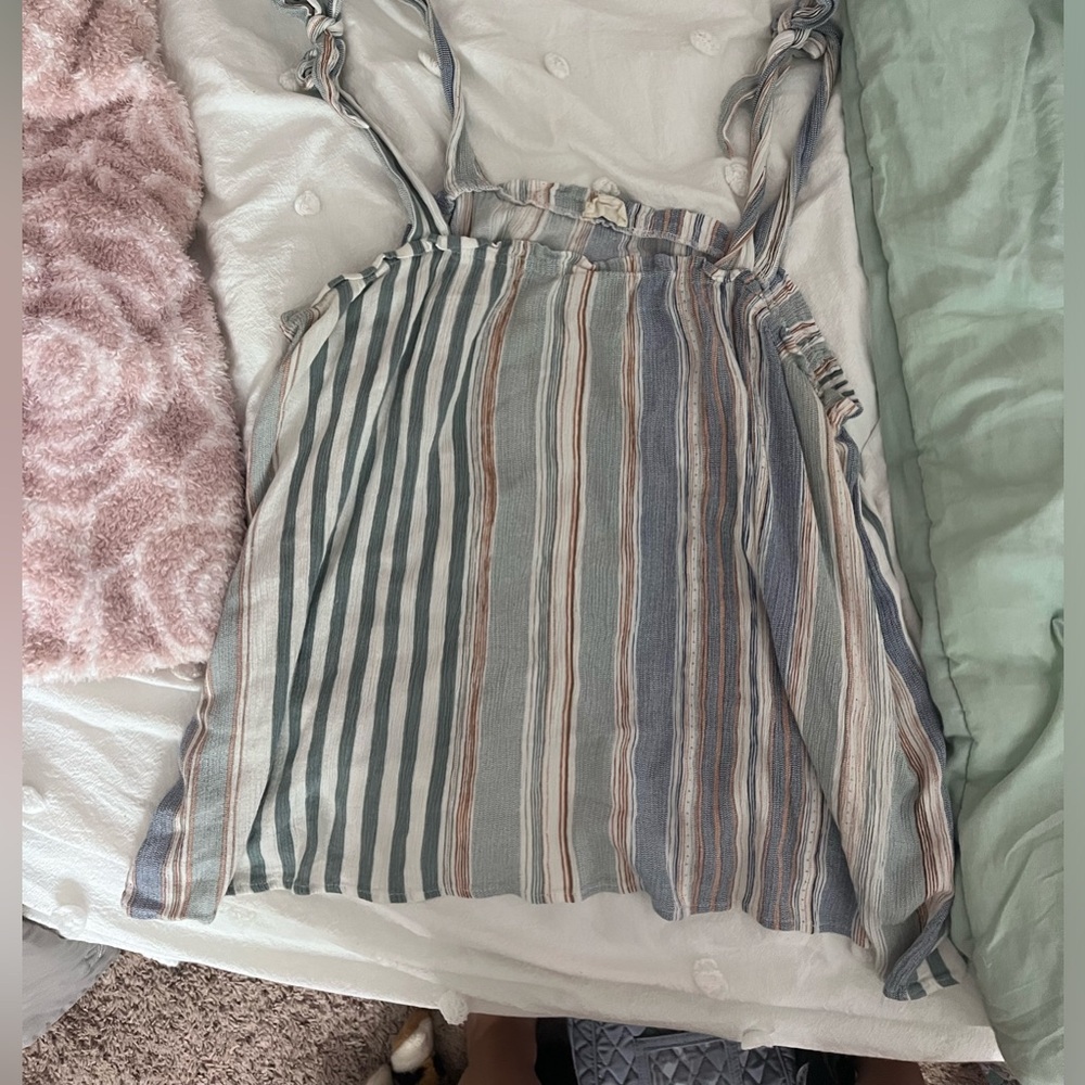 Hem and Thread, Large, Flowy shirt